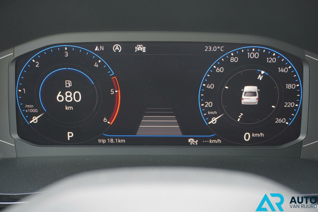 Volkswagen Transporter T6.1 2.0 TDI Bulli * Dubbele cabine * 15