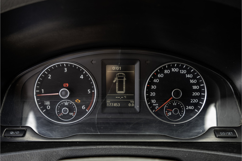 Volkswagen Transporter TDI | L2H1 | Cruise | PDC | MOTOR DEFECT 15