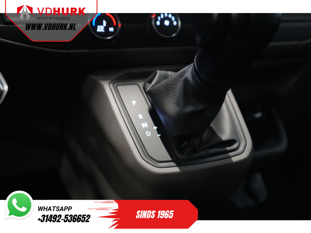 Volkswagen Transporter Volkswagen Transporter T6.1 2.0 TDI 150 pk DSG Aut. L2 2x Schuifdeur/ LED/ Stoelverw./ Standkachel/ Carplay/ 2.5t Trekverm. 19