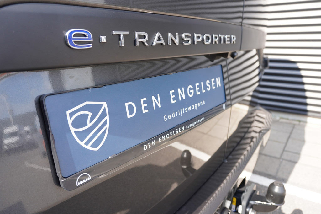 Volkswagen Transporter e-Transporter 286 pk e-Transporter Style 286 pk, Achterdeuren zonder ruit, Trekhaak, Climatronic, IQ Light 9