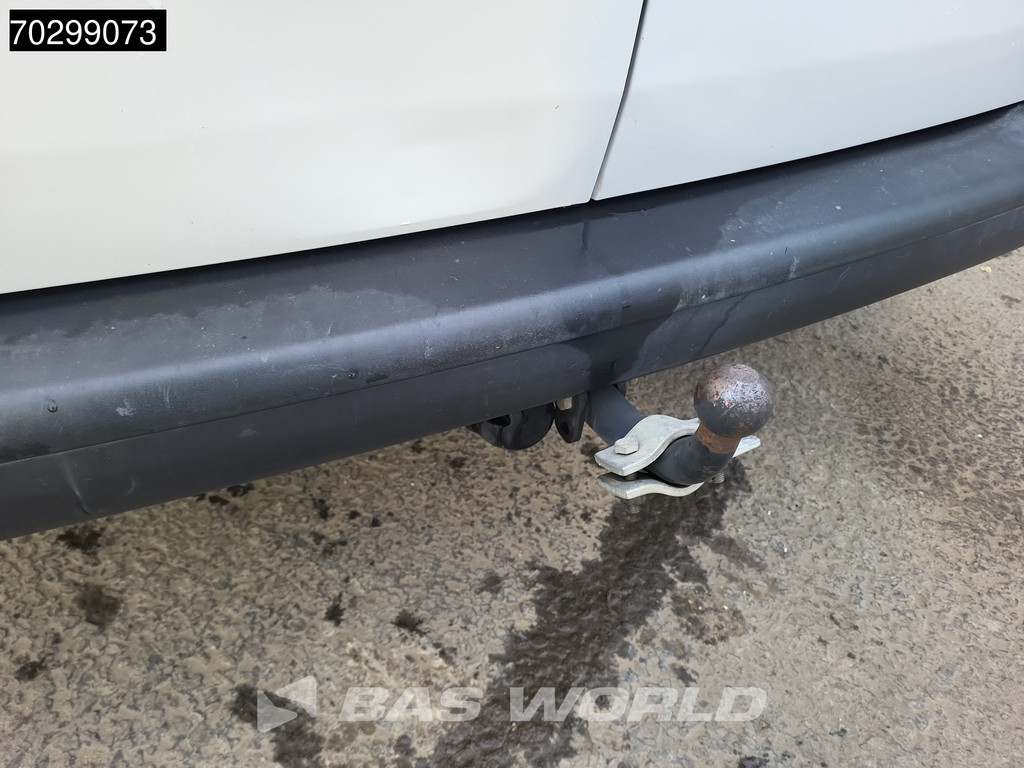 Volkswagen Transporter 102PK Trekhaak L1H1 Airco Werkplaatsinrichting Euro6 L1 Airco Trekhaak 8