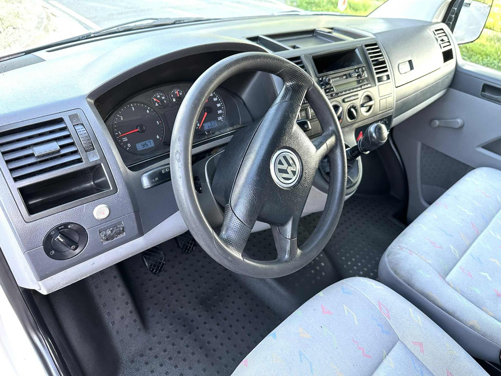 Volkswagen Transporter Kombi 1.9 TDI 300 9 Persoons 3 + 3 + 3 Youngtimer 11