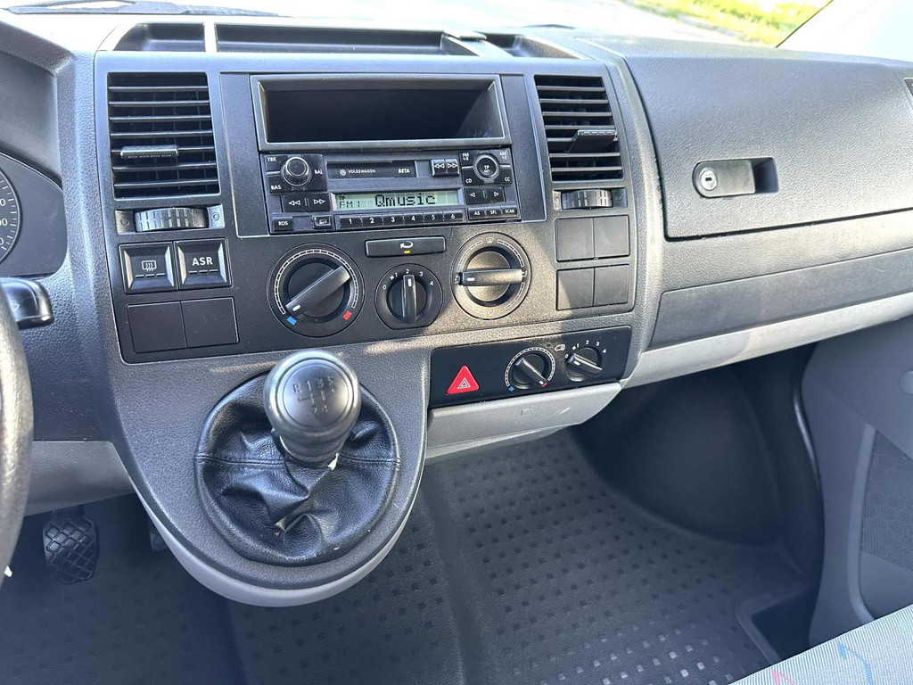 Volkswagen Transporter Kombi 1.9 TDI 300 9 Persoons 3 + 3 + 3 Youngtimer 14