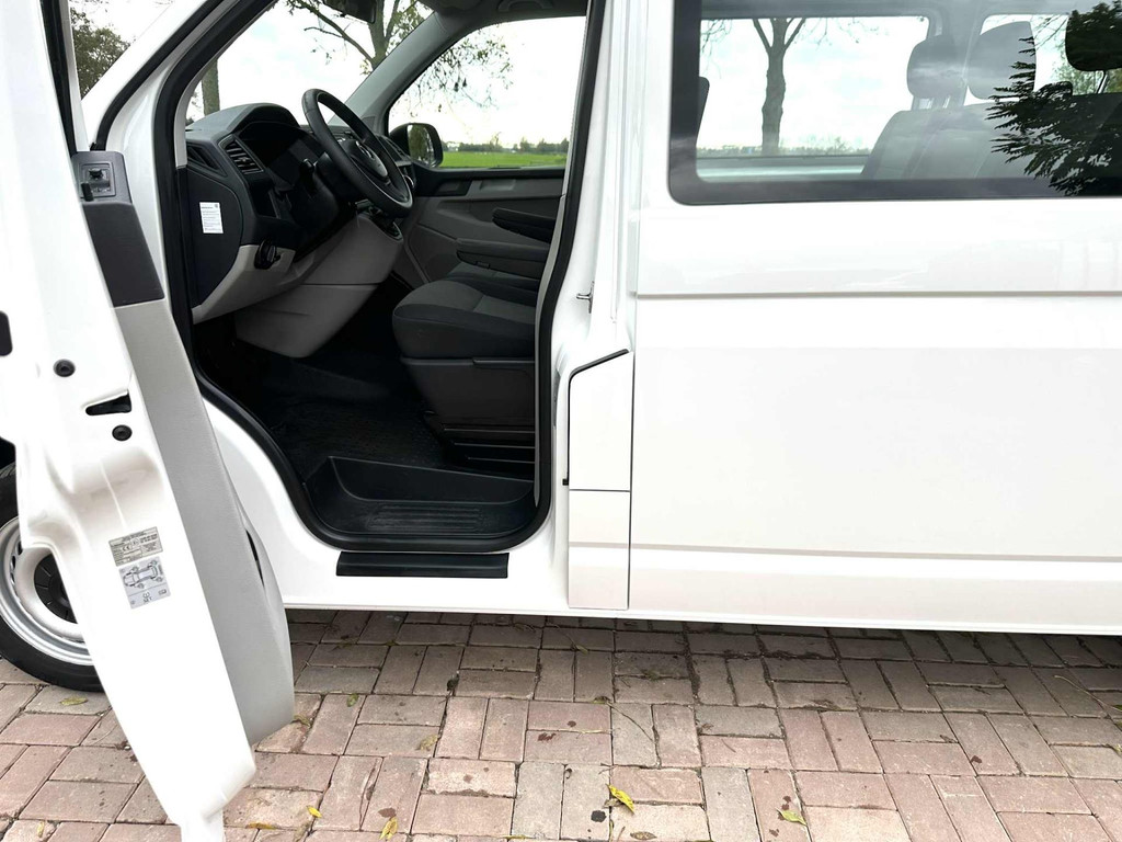 Volkswagen Transporter Kombi 2.0 TDI L1H1 3 + 3 + 3 EURO 6 14