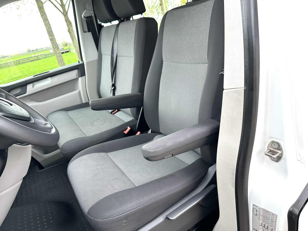 Volkswagen Transporter Kombi 2.0 TDI L1H1 3 + 3 + 3 EURO 6 15