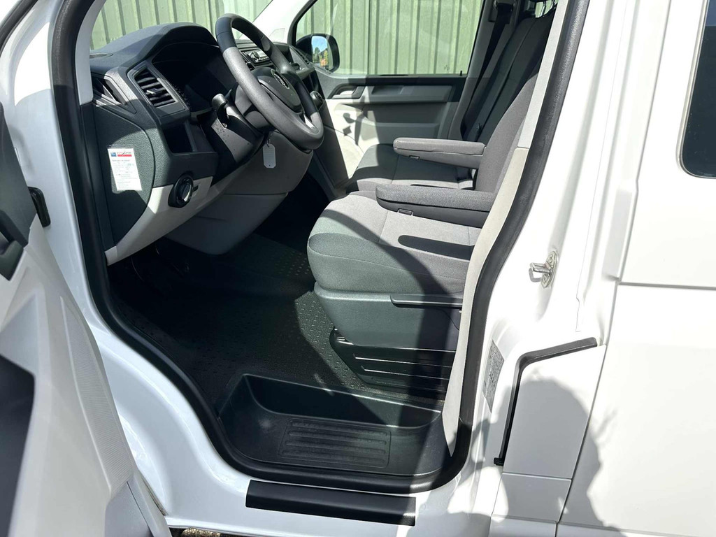 Volkswagen Transporter Kombi 2.0 TDI L1H1 3 + 3 + 3 EURO 6 17