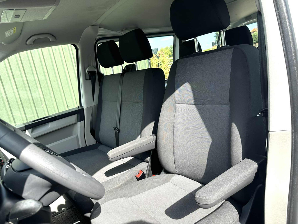 Volkswagen Transporter Kombi 2.0 TDI L1H1 3 + 3 + 3 EURO 6 18
