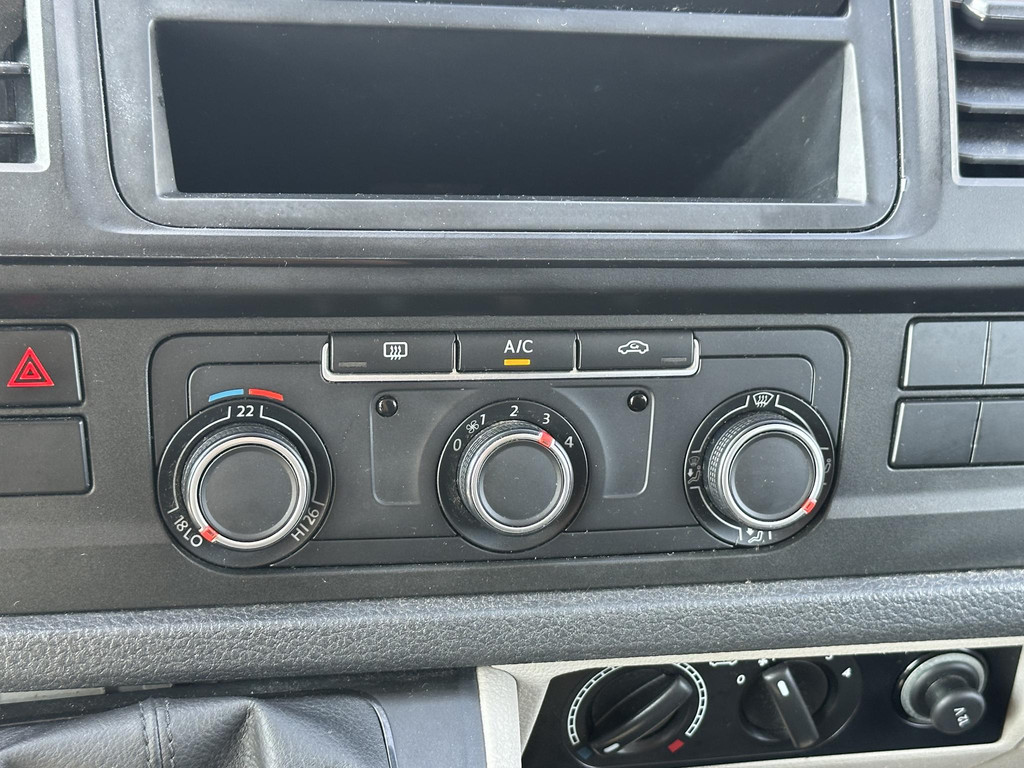 Volkswagen Transporter Kombi 2.0 TDI L1H1 BPM VRIJ! 9