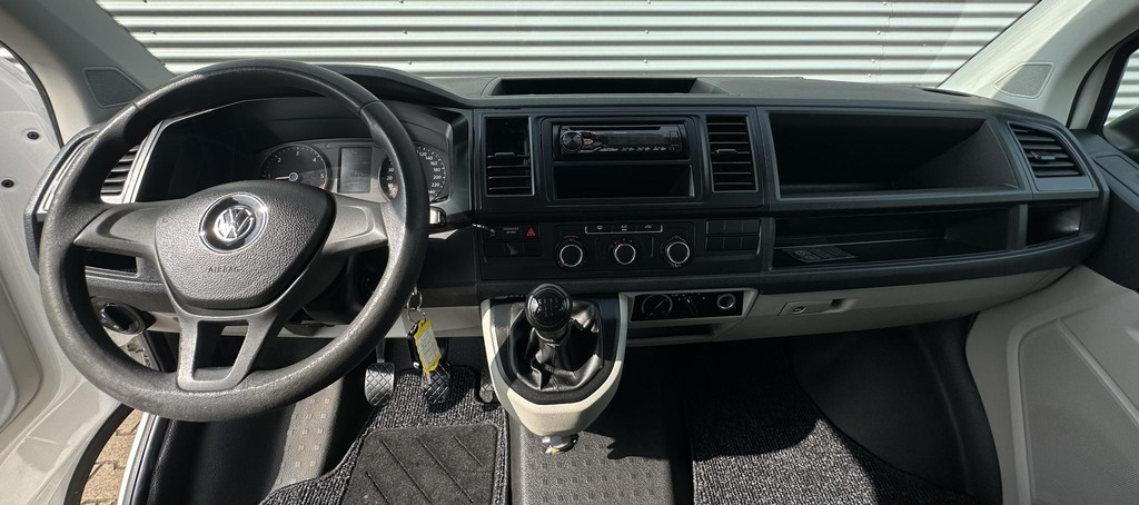 Volkswagen Transporter Kombi 2.0 TDI L1H1 Personenbus 11