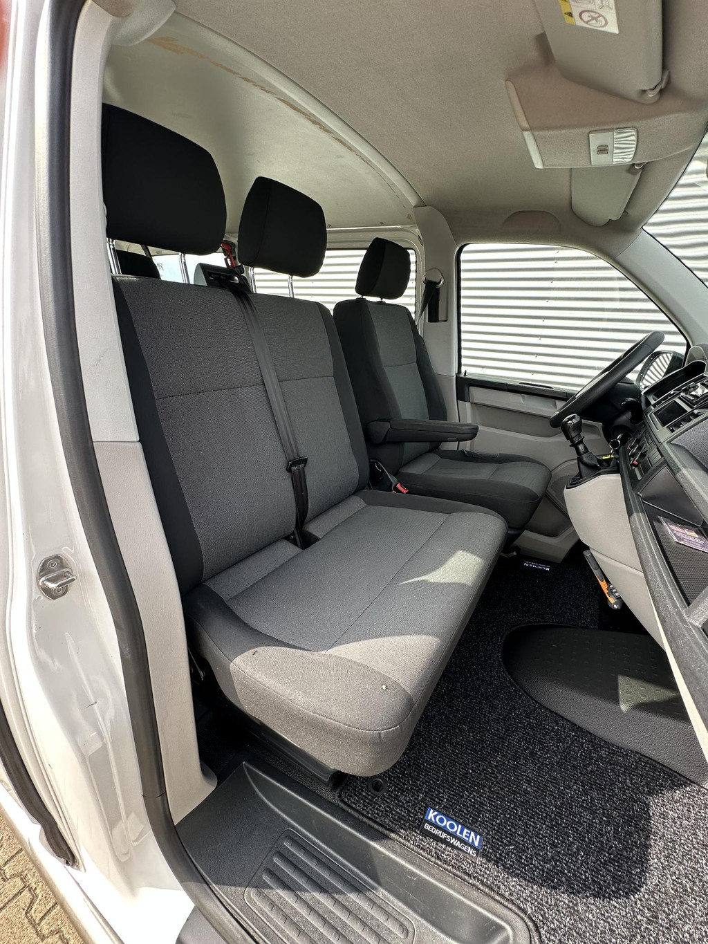 Volkswagen Transporter Kombi 2.0 TDI L1H1 Personenbus 7