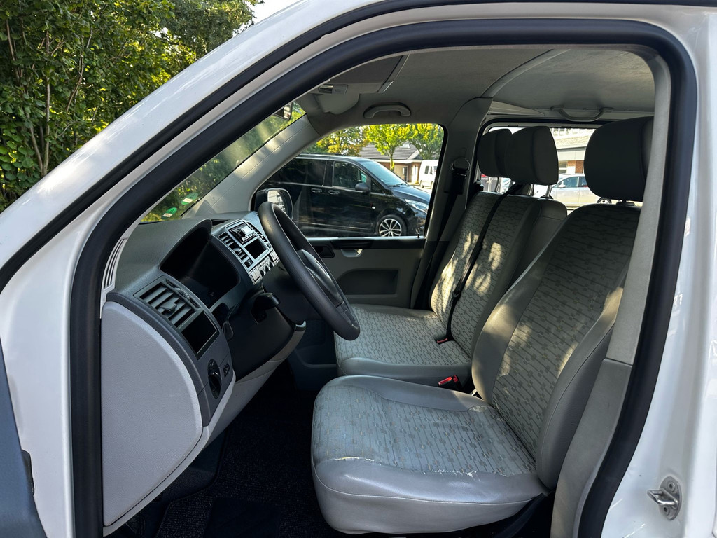 Volkswagen Transporter Kombi 2.0 TDI L1H1 Trendline Baseline|9 persoonsbus|airconditioning, radio|elektrisch pakket 10