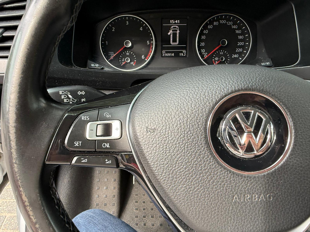 Volkswagen Transporter Kombi 2.0 TDI L2H1 Highline EXCL BTW 16