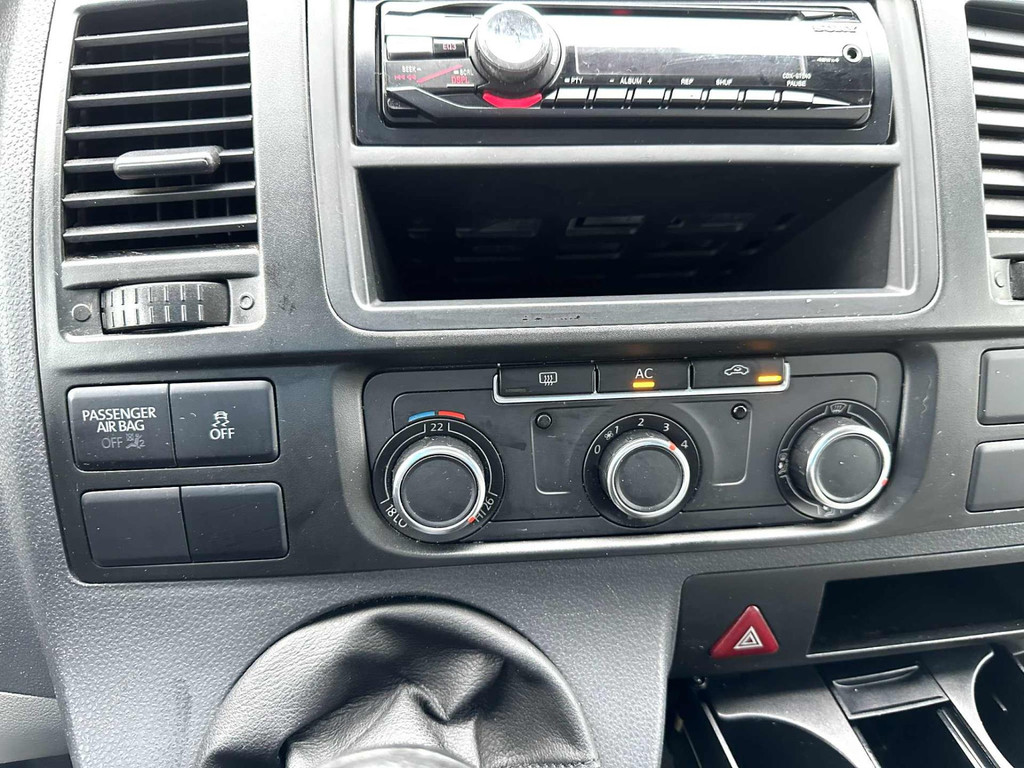 Volkswagen Transporter Kombi 2.0 TDI L2H2 4-MOTION 8 PERSOONS MARGE 13