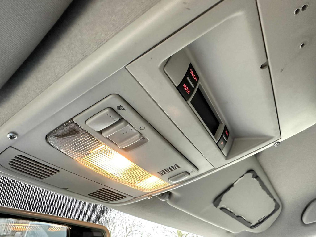 Volkswagen Transporter Kombi 2.0 TDI L2H2 4-MOTION 8 PERSOONS MARGE 19