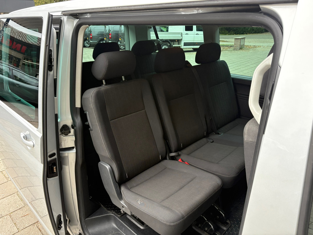 Volkswagen Transporter Kombi Caravelle 2.0 TDI|MARGE|DSG AUTOMAAT|9 zitplaatsen|EURO6|clima|bluetooth|parkeersensoren|stoelverwarw 10