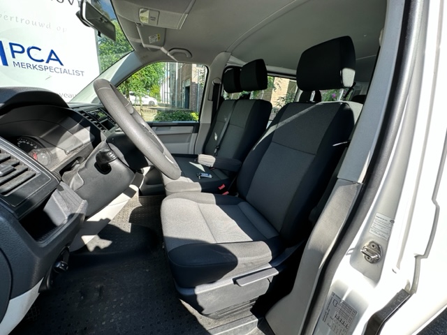 Volkswagen Transporter Kombi 9-Persoons 2.0 TDI L1H1 Trendline Nieuw type/Airco/9-Persoons/CD 11