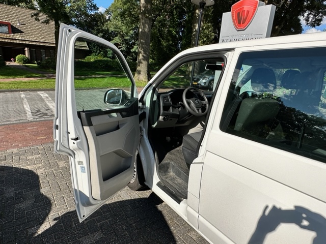 Volkswagen Transporter Kombi 9-Persoons 2.0 TDI L1H1 Trendline Nieuw type/Airco/9-Persoons/CD 8