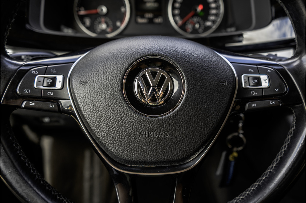 Volkswagen Transporter Multivan T6 2.0 TDI | 204 PK | Highline | 7-Persoons | 4Motion | Adaptive Cruise | Climate | DSG | LED 18