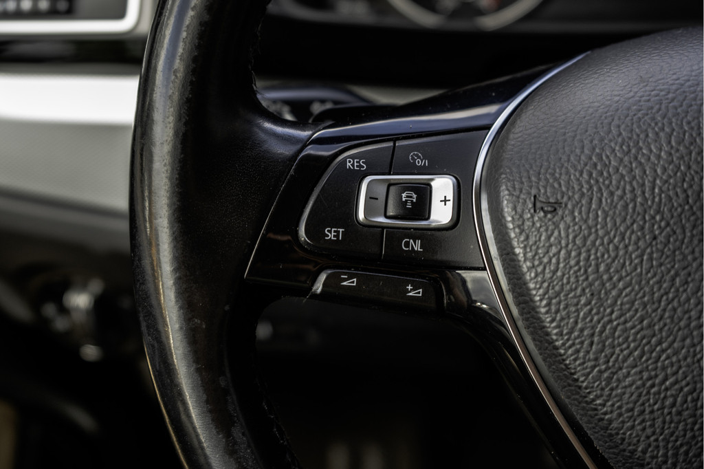 Volkswagen Transporter Multivan T6 2.0 TDI | 204 PK | Highline | 7-Persoons | 4Motion | Adaptive Cruise | Climate | DSG | LED 20