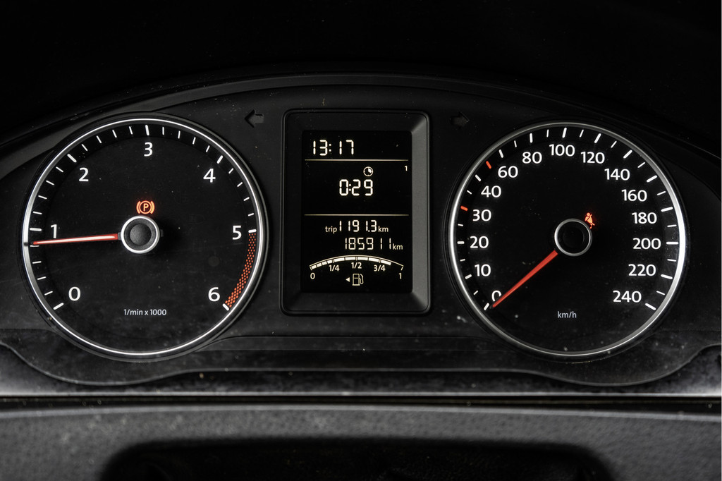 Volkswagen Transporter T5 2.0TDI | L2H1 | Kipper | DC | 6-Zits 18