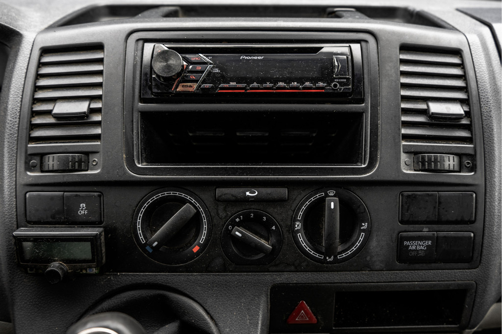 Volkswagen Transporter T5 2.0TDI | L2H1 | Kipper | DC | 6-Zits 19