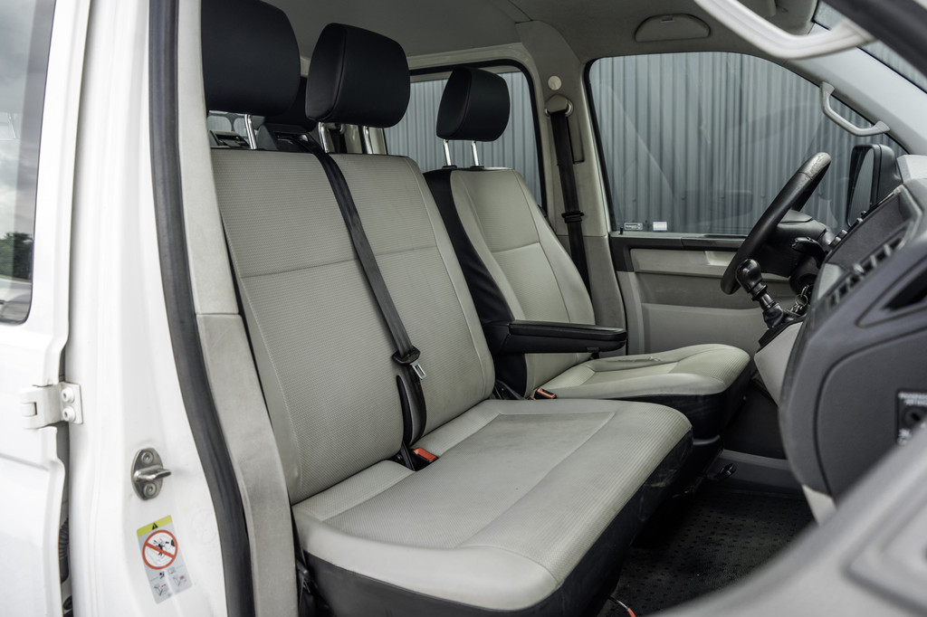 Volkswagen Transporter T5 2.0 TDI | L2H1 | Kipper | 6-Zits | Cruise | Airco | Euro 6 14