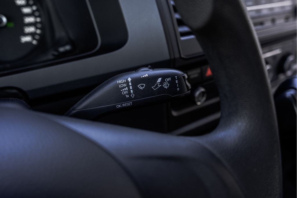 Volkswagen Transporter T6 Kombi **2.0 TDI L2H1 4Motion | 150 PK | Automaat | 9-Persoons | Airco | Euro 6** 18