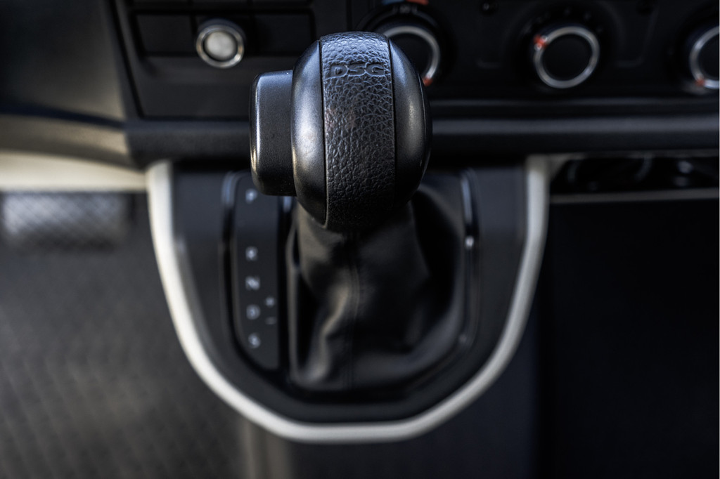 Volkswagen Transporter T6 Kombi **2.0TDI L2H1 4Motion | 150 PK | Automaat | 9-Persoons | Airco | Euro 6 | Excl. BTW** 20