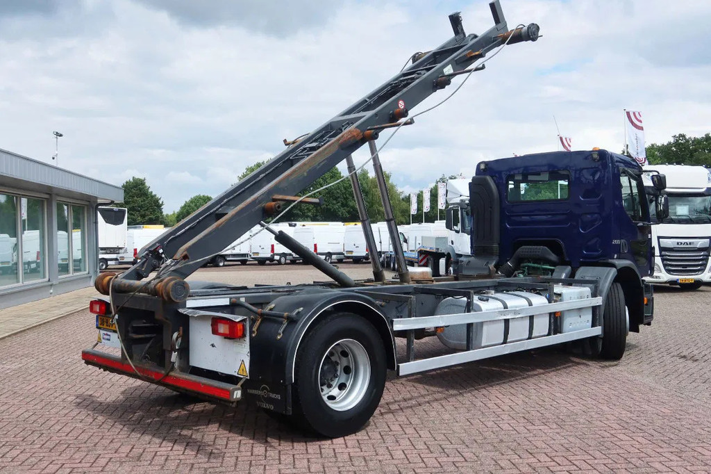 Volvo FE 280 Container / Kabelsysteem H.T.S Kabel, 15 ton, 575 cm 6 Cilinder 17