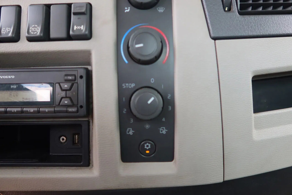 Volvo FE 280 Container / Kabelsysteem H.T.S Kabel, 15 ton, 575 cm 6 Cilinder 7