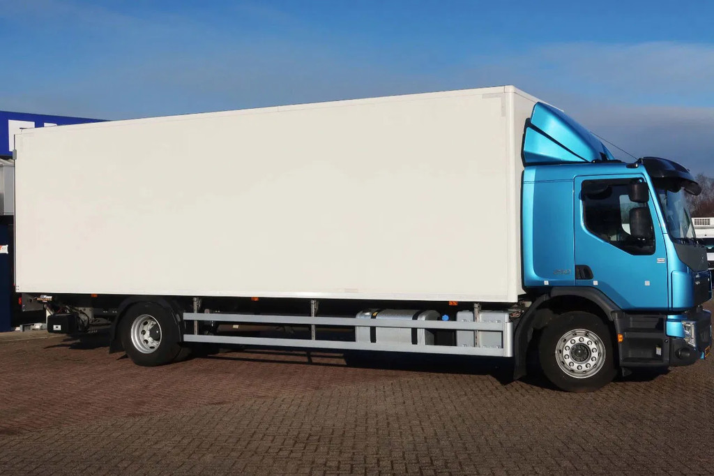 Volvo FE 250 Bakwagen + Dhollandia klep 2500 KG. 49.000 KM!! 14