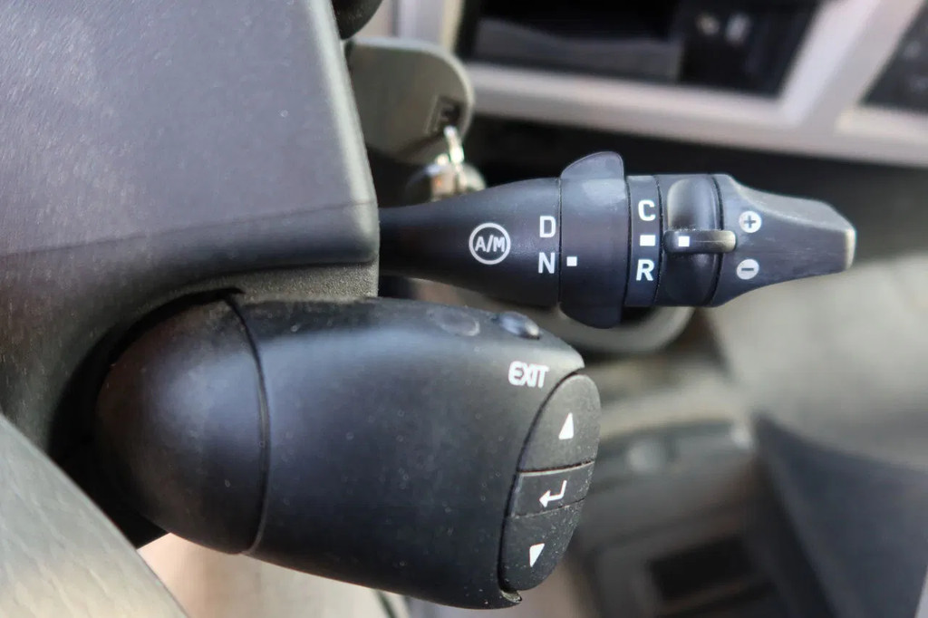 Volvo FE 250 Bakwagen + Dhollandia klep 2500 KG. 49.000 KM!! 7