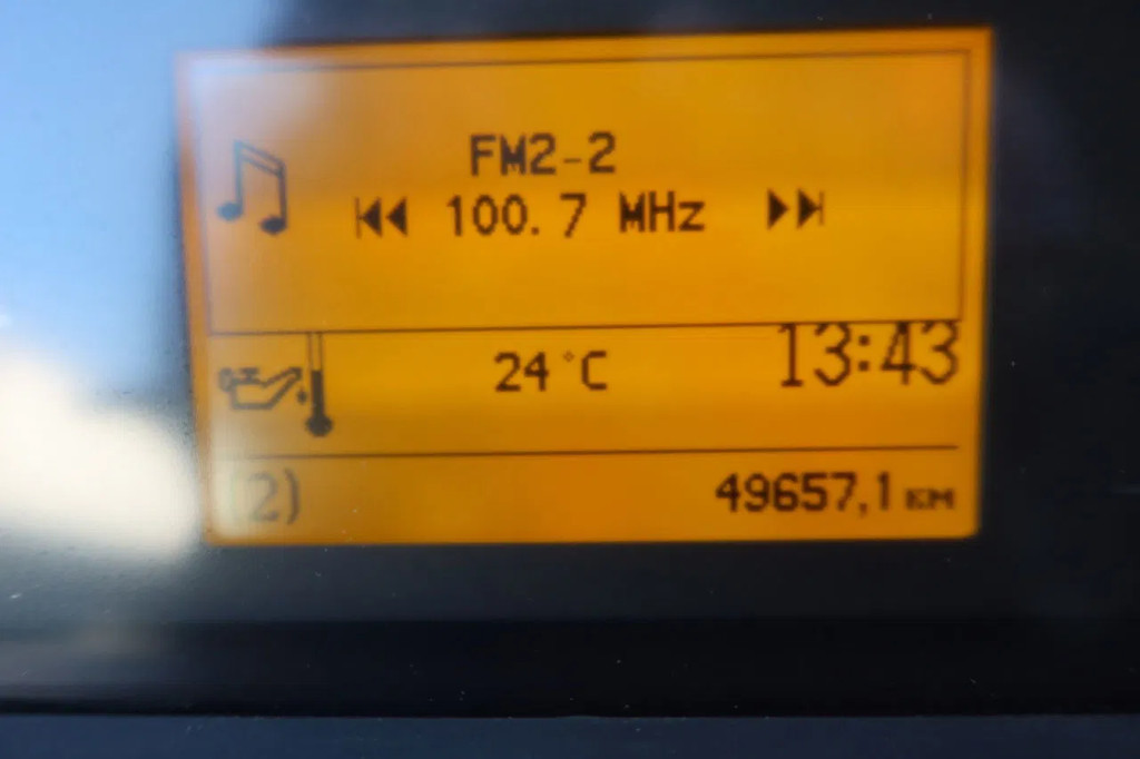 Volvo FE 250 Bakwagen + Dhollandia klep 2500 KG. 49.000 KM!! 9