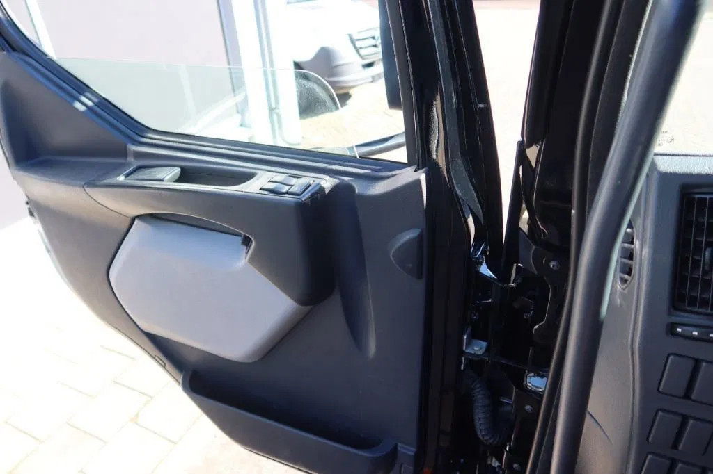 Volvo FE 250 FE 250 Bak + klep E6 8