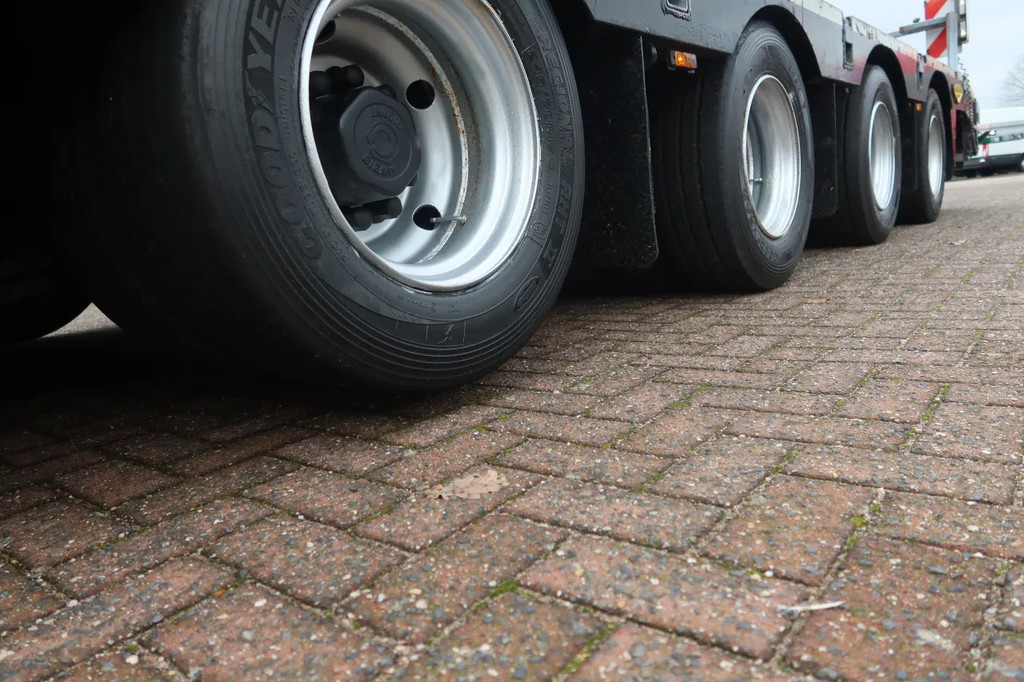 Volvo FH FH 500 Globetrotter +Broshuis trailer 12