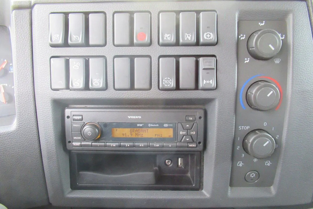 Volvo FL 240 Schuifzeil + Klep 1500 kg Euro 6 8