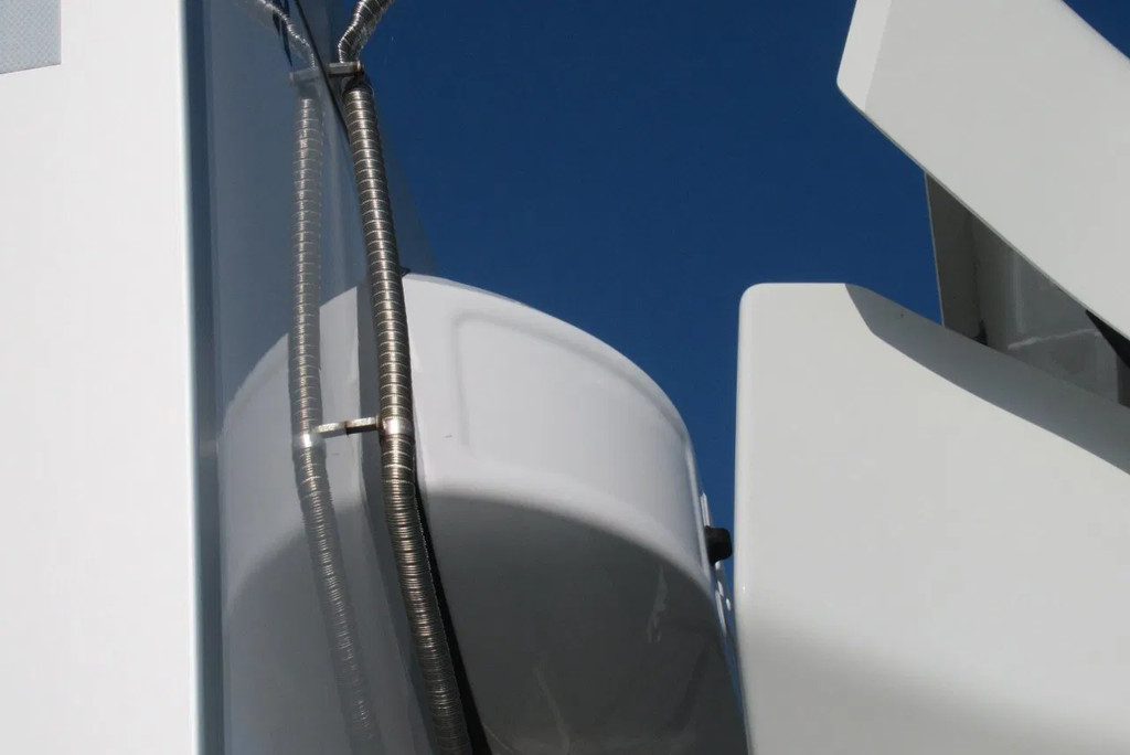 Volvo FL 250 Bakwagen + 6 deuren + Laadklep 2000 kg 21