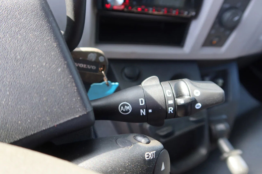 Volvo FL 250 FL 250 Bakwagen + Klep 2.000 kg Euro 6 7