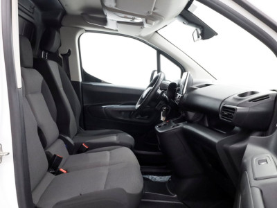 Citroën Berlingo 1.2 PureTech 110pk Benzine Automaat Airco/Navi/3Pers. 12-2021 foto 3