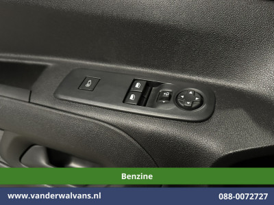 Citroën Berlingo 1.2 PureTech 110pk L1H1 Benzine Euro6 Airco | 3-Zits | Navigatie | Apple Carplay | Android Auto | Cruisecontrol Parkeersensoren, Bijrijdersbank foto 16