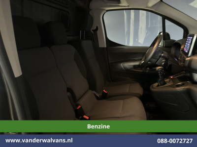 Citroën Berlingo 1.2 PureTech 110pk L1H1 Benzine Euro6 Airco | 3-Zits | Navigatie | Apple Carplay | Android Auto | Cruisecontrol Parkeersensoren, Bijrijdersbank foto 2