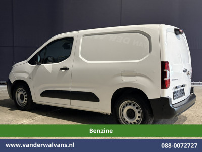 Citroën Berlingo 1.2 PureTech 130pk Automaat Benzine L1H1 Inrichting Euro6 Airco | 3-Zits | Navigatie | Camera | Apple Carplay Cruisecontrol, Android Auto, Parkeersensoren, Bijrijdersbank foto 12