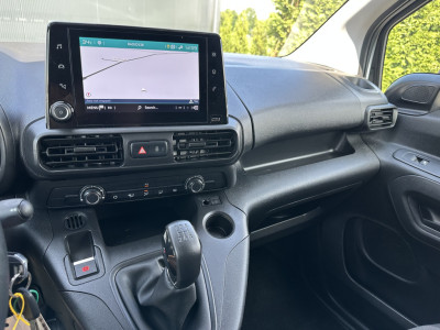 Citroën Berlingo 1.5 BlueHDI 102 PK E6 / L1H1 / 1e EIG. / TREKHAAK / PERMANENT REAR VIEUW / BLIND SPOT / ALUCA INRICHTING / AIRCO / CRUISE 12