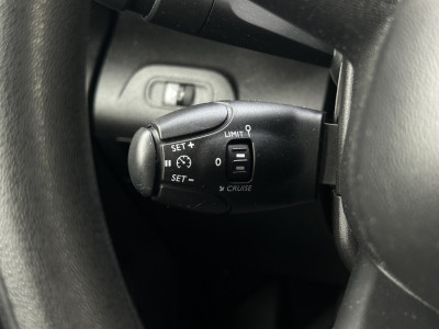 Citroën Berlingo 1.5 BlueHDI 102 PK / L2H1 / 1e EIG. / AIRCO / CRUISE / NAVI / CAMERA / BLUETOOTH / 3-ZITS / ALUCA INRICHTING / IMPERIAAL / TREKHAAK foto 11