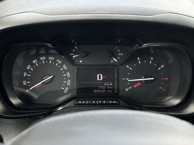 Citroën Berlingo 1.5 BlueHDI 102 PK / L2H1 / 1e EIG. / AIRCO / CRUISE / NAVI / CAMERA / BLUETOOTH / 3-ZITS / ALUCA INRICHTING / IMPERIAAL / TREKHAAK foto 12