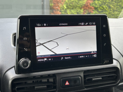 Citroën Berlingo 1.5 BlueHDI 102 PK / L2H1 / 1e EIG. / AIRCO / CRUISE / NAVI / CAMERA / BLUETOOTH / 3-ZITS / ALUCA INRICHTING / IMPERIAAL / TREKHAAK foto 15