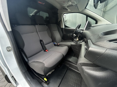 Citroën Berlingo 1.5 BlueHDI 102 PK / L2H1 / 1e EIG. / AIRCO / CRUISE / NAVI / CAMERA / BLUETOOTH / 3-ZITS / ALUCA INRICHTING / IMPERIAAL / TREKHAAK foto 5