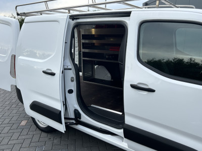 Citroën Berlingo 1.5 BlueHDI 102 PK / L2H1 / 1e EIG. / AIRCO / CRUISE / NAVI / CAMERA / BLUETOOTH / 3-ZITS / ALUCA INRICHTING / IMPERIAAL / TREKHAAK foto 9