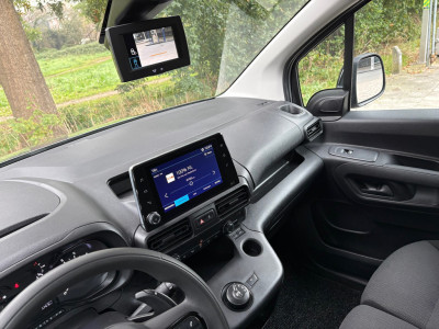 Citroën Berlingo 1.5 BlueHDI|131PK|NAP|AUTOMAAT|Distributieriem vv|achteruitrijcamera|apple CarPlay|cruise|parkeersensoren|airco foto 14