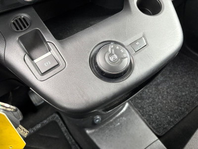 Citroën Berlingo 1.5 BlueHDI|131PK|NAP|AUTOMAAT|Distributieriem vv|achteruitrijcamera|apple CarPlay|cruise|parkeersensoren|airco foto 18